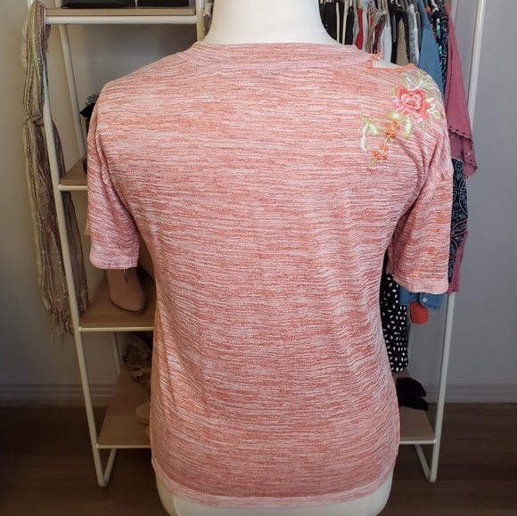 Mollorello Red V-Neck w/ Embroidery - Picture 5 of 7